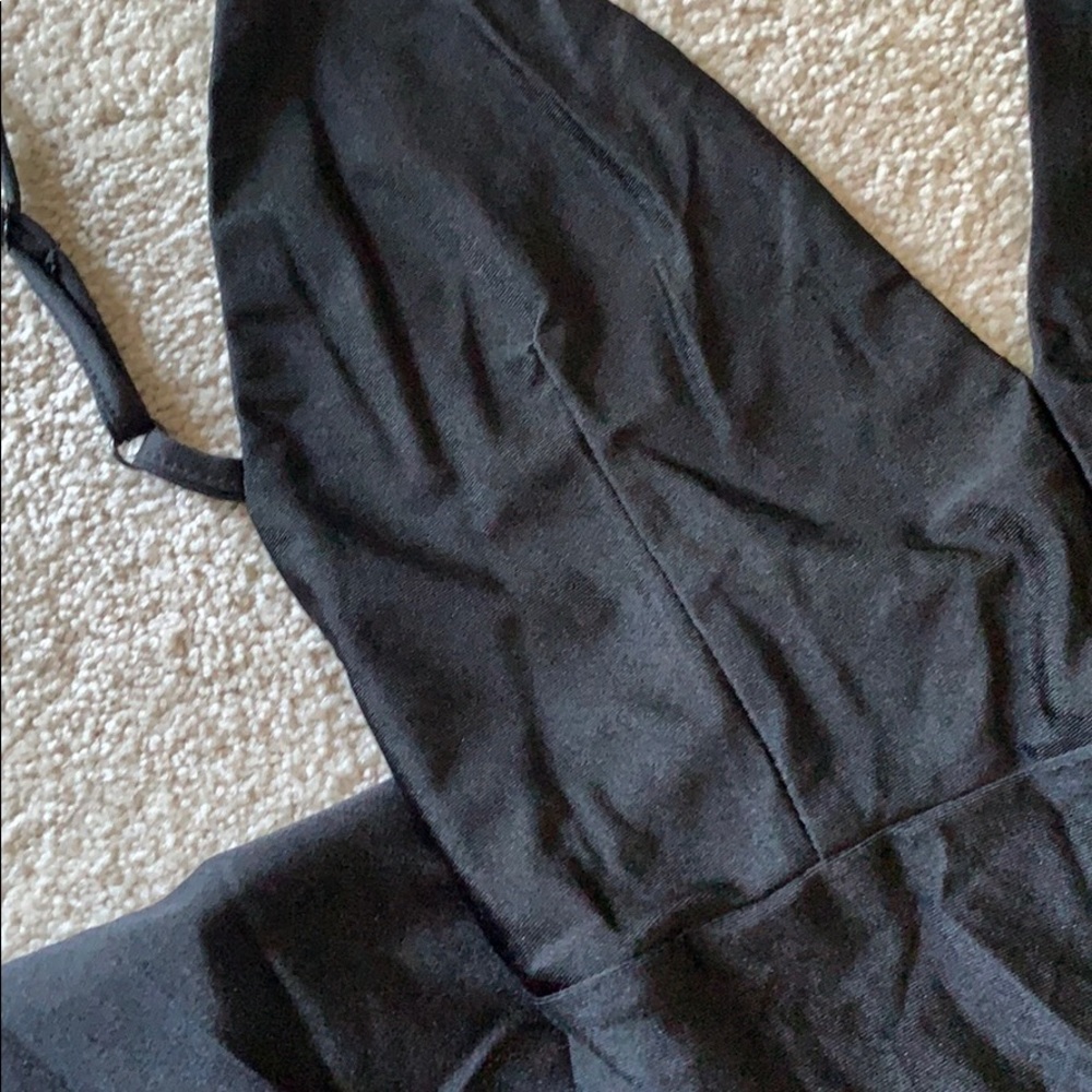 Black V-Neck Halter Maxi Bodycon Backless Dress - Picture 8 of 9